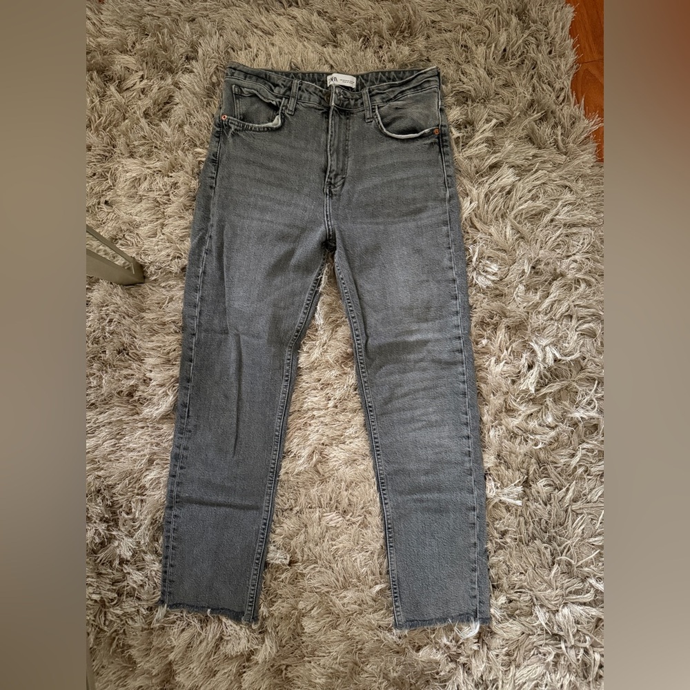 Zara Gray Straight Leg Women's jeans